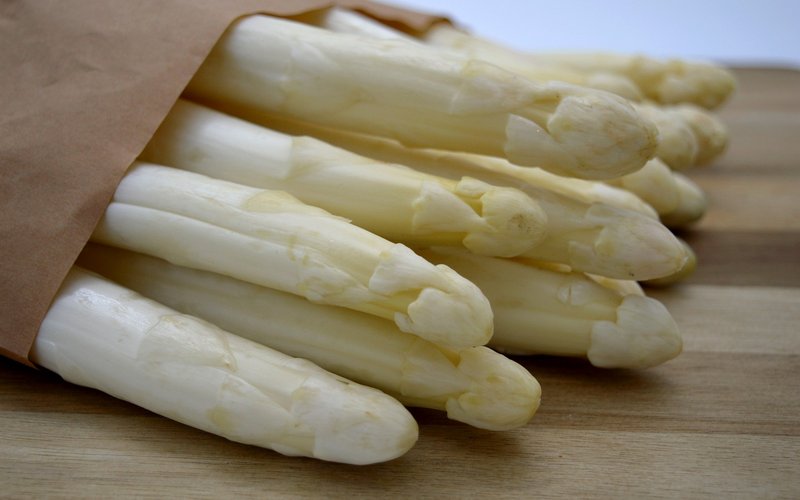 Spargel mit Sauce Hollandaise zum Maibock von Patrick Spenger